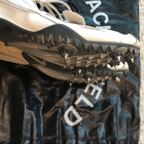 bowerman track spikes